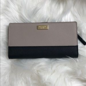 Saffiano leather black and cream Kate Spade wallet